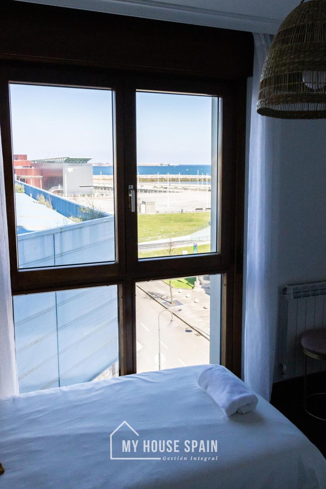 Myhousespain - Playa De Poniente, Con Vistas Al Mar Y Parking Gratuito Gijón Exterior foto